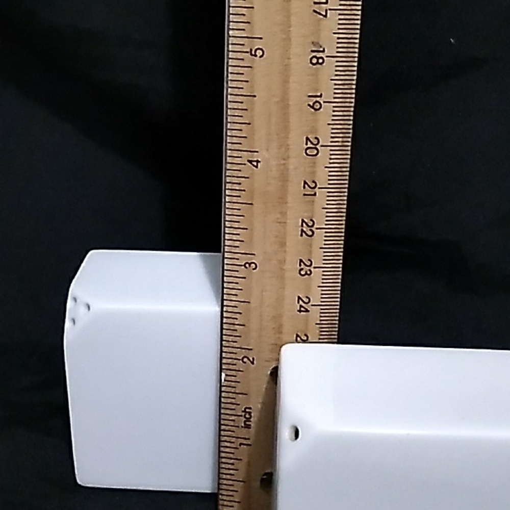 Vintage Japan Architectural Salt & Pepper Shakers By Hakusan Masahiro Mori (S1) - Picture 7 of 8